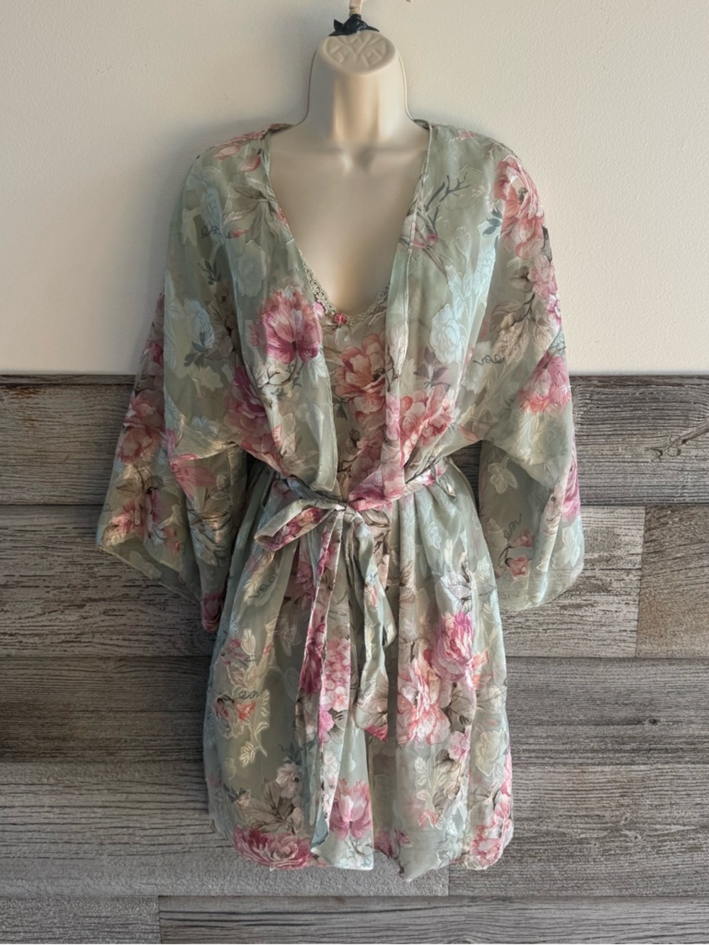 Vintage Inner Most Floral Robe &Nightgown Set Size M/L Romantic Cottagecore (R1)